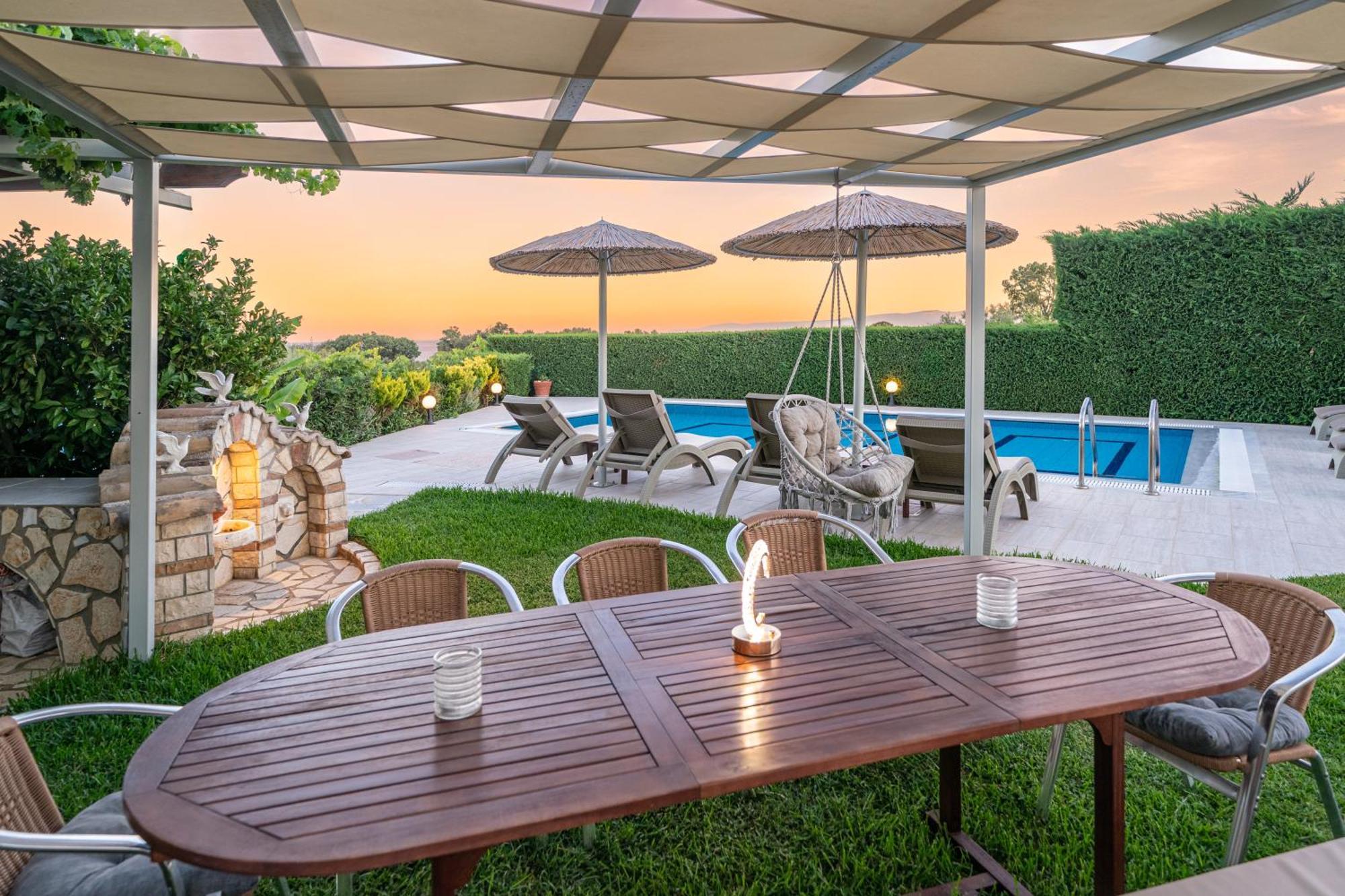 Alonia Villa *