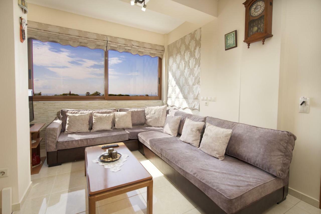 Alonia Villa *