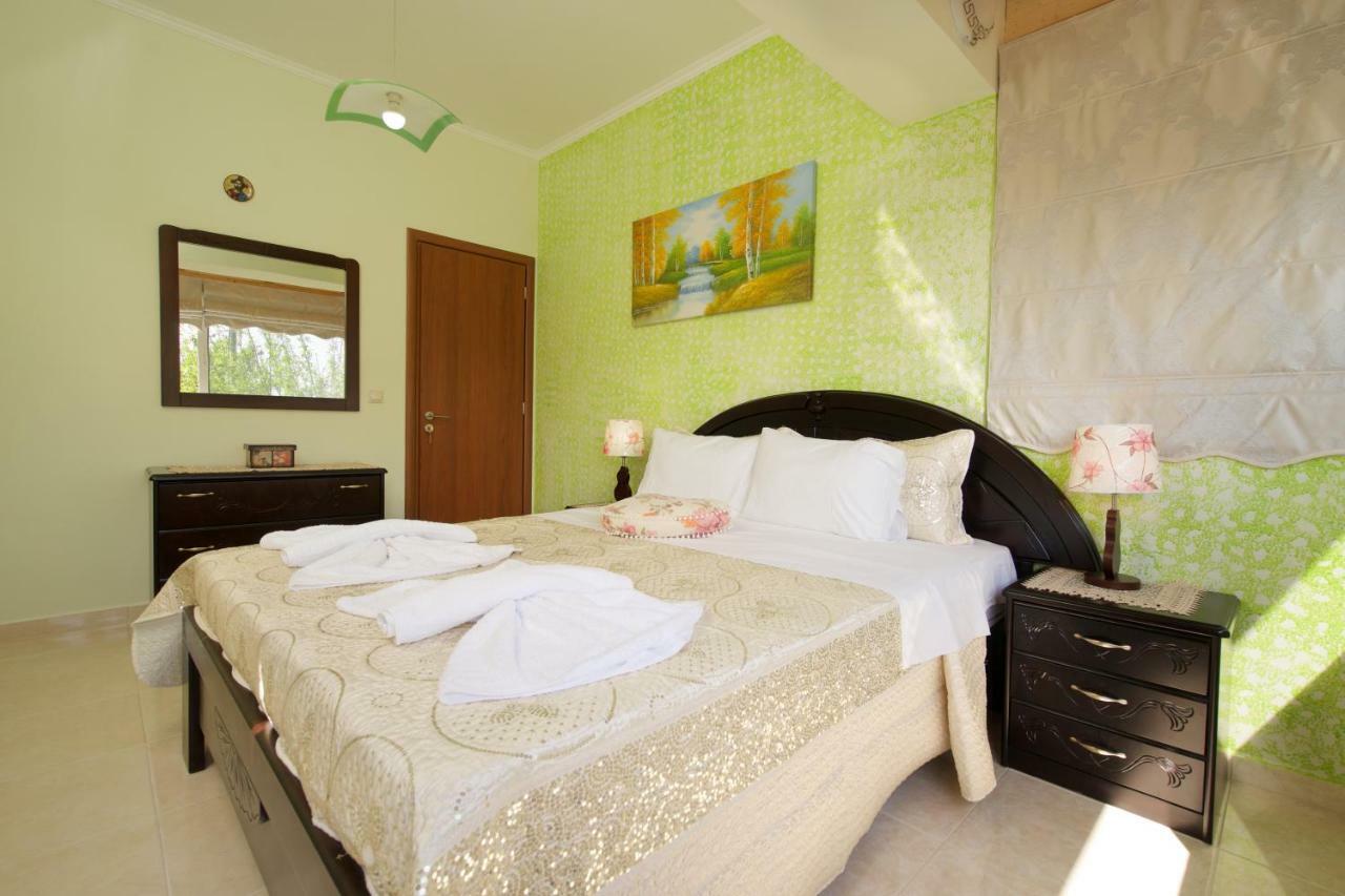 Alonia Villa *